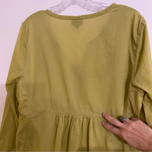 J. Jill Lime Green Button Down Long sleeve Loose Relaxed Fit Blouse LargeP - Picture 3 of 5